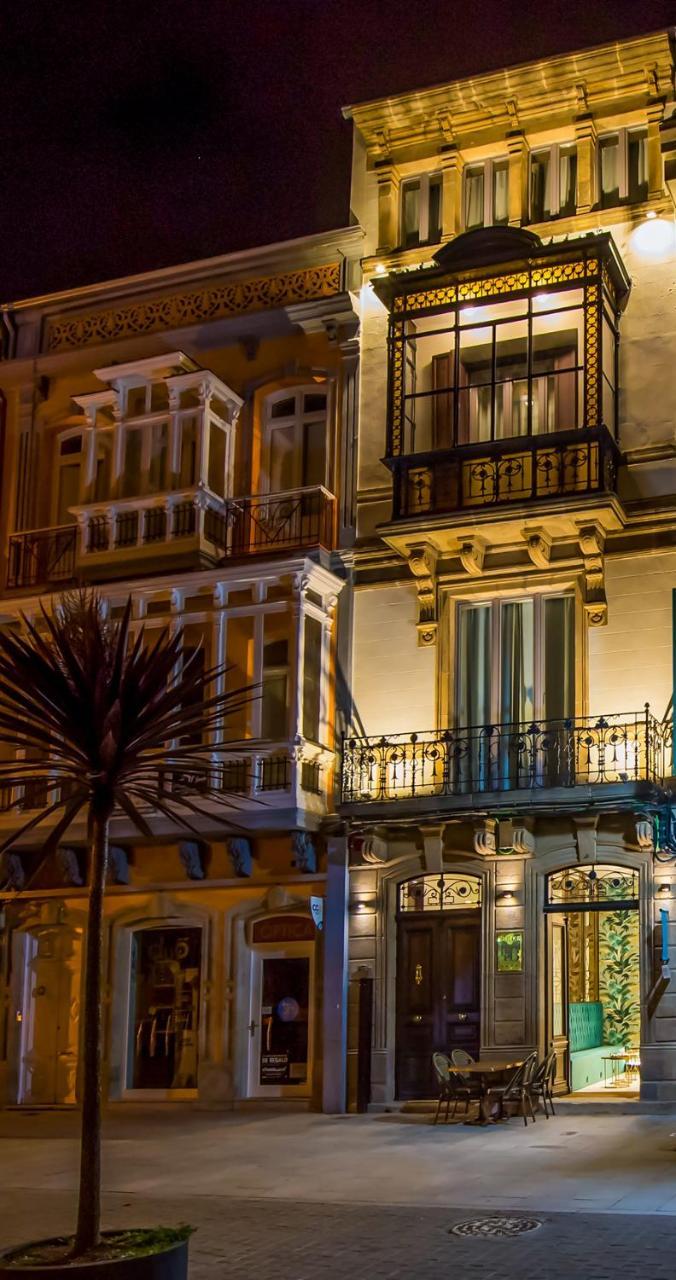 Hotel Boutique Loriente Ribadeo Exterior foto